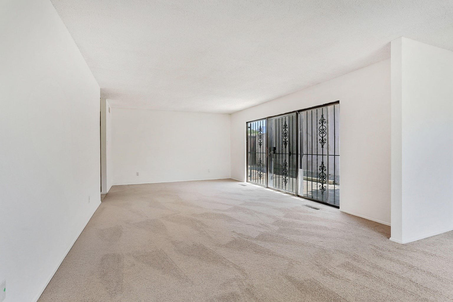 WhatsApp Image 2026-01-14 at 17.11.31 (3)